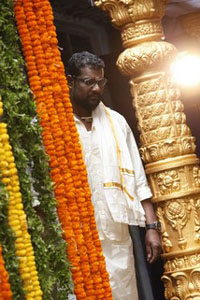Aavu Puli Madhyalo Prabhas Pelli Movie Gallery